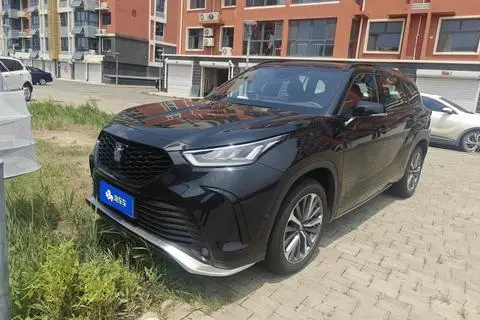 Toyota Crown Kluger 2026