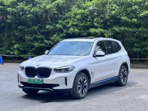 BMW iX3 2021