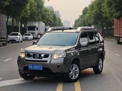 Nissan X-Trail 2012