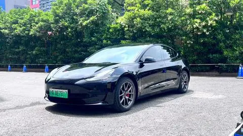 Tesla Model 3 2021