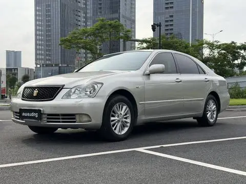 Toyota Crown 2005