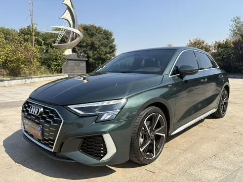 Audi A3 2023 — фото 1