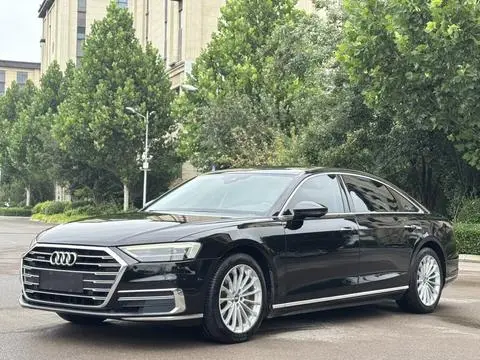 Audi A8 2019 — фото 1
