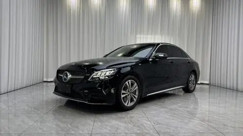 Mercedes-Benz C-Class 2021