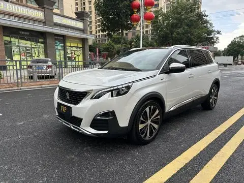Peugeot 5008 2017
