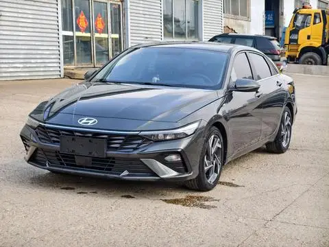 Hyundai Elantra 2023