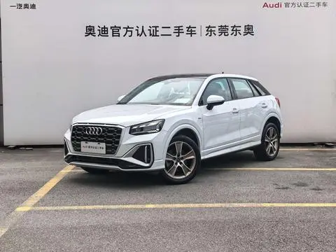 Audi Q2L 2022