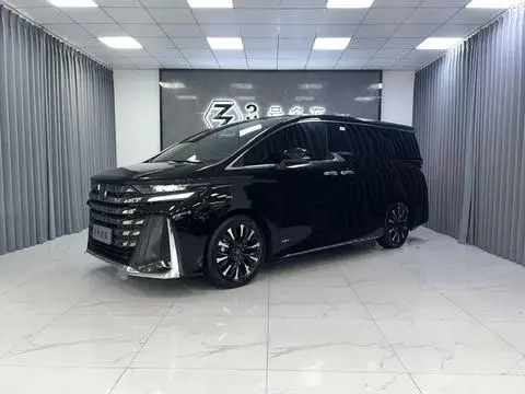 Toyota Alphard 2023