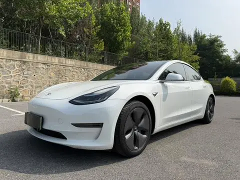 Tesla Model 3 2019 — фото 1