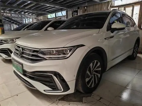 Volkswagen Tiguan L PHEV 2023