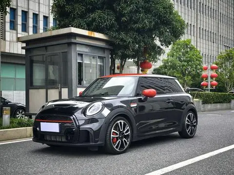 MINI JCW 2023