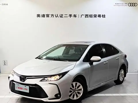 Toyota Corolla 2019 — фото 1