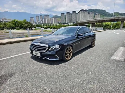 Mercedes-Benz E-Class 2016