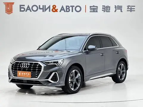 Audi Q3 2022 — фото 1