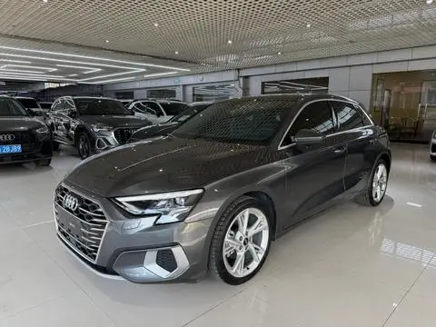 Audi A3 2023 — фото 1