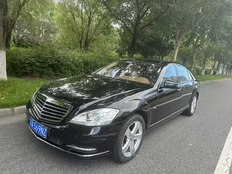 Mercedes-Benz S-Class 2012