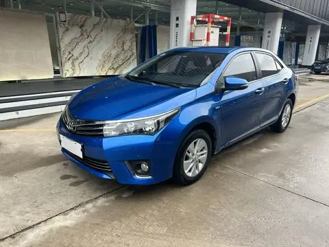 Toyota Corolla 2014 — фото 1