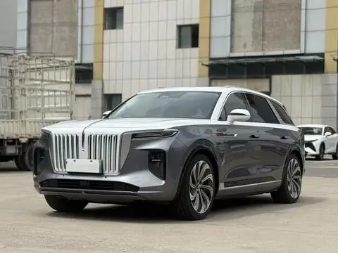Hongqi E-HS9 2022