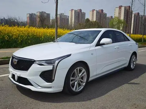 Cadillac CT4 2022