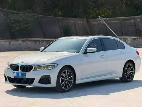 BMW 3 Series 2021