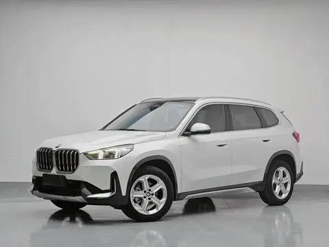 BMW X1 2023 — фото 1