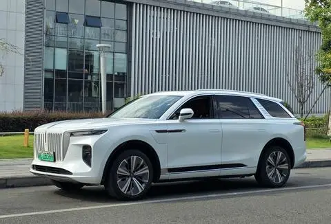 Hongqi E-HS9 2022