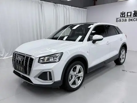 Audi Q2L 2022