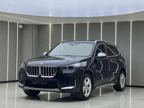 BMW X1 2023 — фото 1