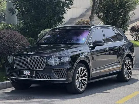 Bentley 添越 2022