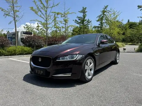 Jaguar XFL 2019