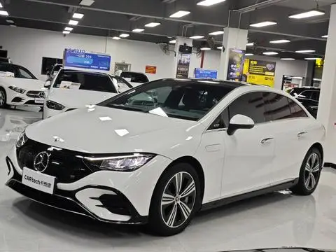 Mercedes-Benz EQE 2022