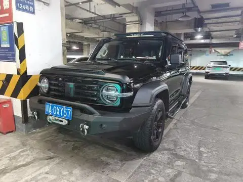 TANK 300 2021