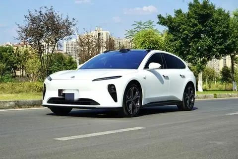NIO ET5T 2024