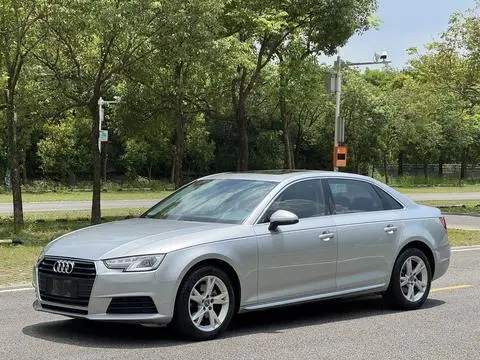 Audi A4L 2017