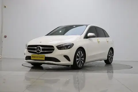 Mercedes-Benz B-Class 2021