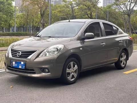 Nissan 阳光 2011