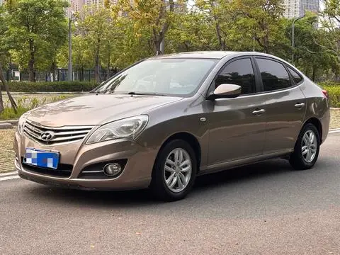 Hyundai 悦动 2011