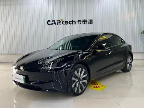 Tesla Model 3 2025