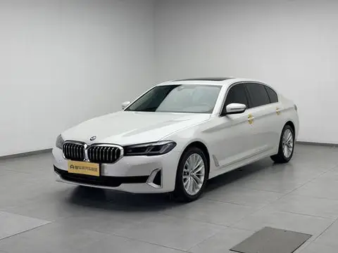 BMW 5 Series 2021 — фото 1