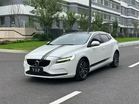 Volvo V40 2017