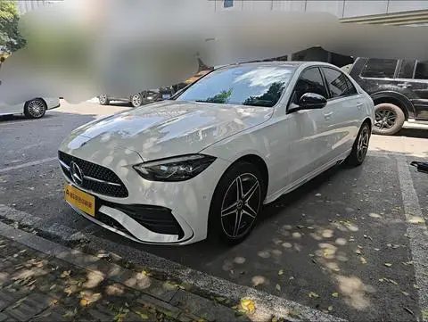 Mercedes-Benz C-Class 2024