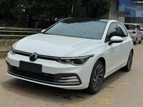 Volkswagen Golf 2021