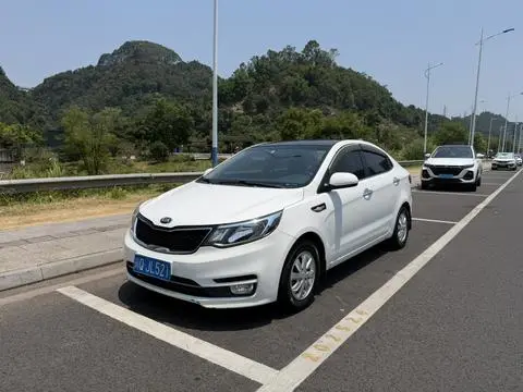 Kia K2 2015
