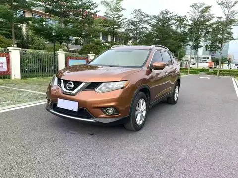 Nissan 奇骏 2014
