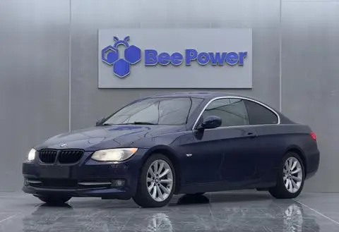 BMW 3 Series 2011