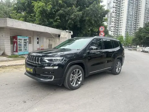 Jeep 指挥官 2018