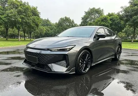 Changan UNI-V 2024