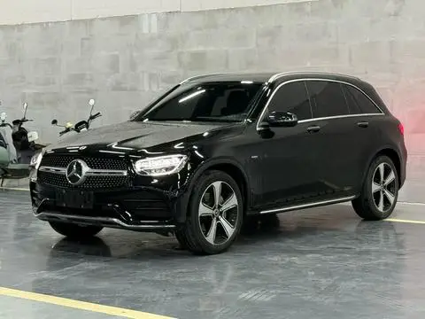 Mercedes-Benz GLC 2022 — фото 1