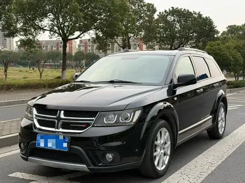 Dodge Journey 2014 — фото 1