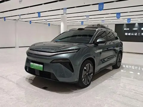 BYD TangL DM 2025